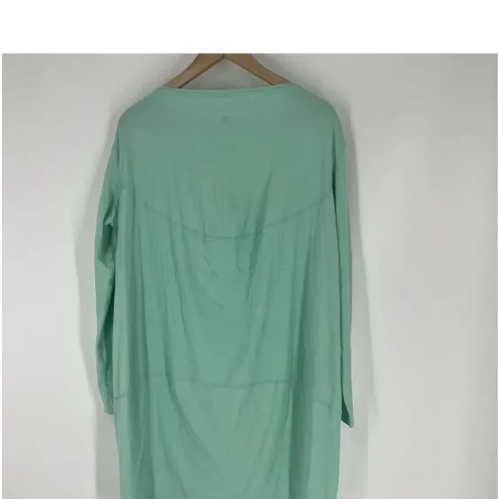 Lululemon Athletica Wild Mint Back in Action, Long Sleeve Dress - Picture 4 of 7